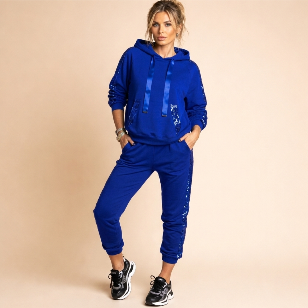 Alvara | Elegant and Cozy Set