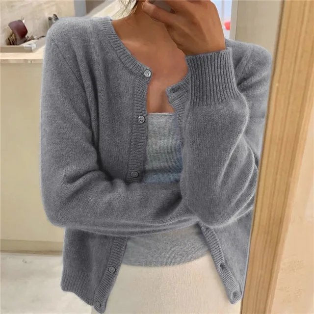 Elowen | Soft Knit Relaxed-Fit Button-Front Cardigan