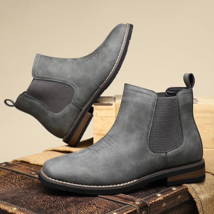 Bramwell | Stilvolle braune orthopädische Chelsea-Boots aus Kunstleder für Herren