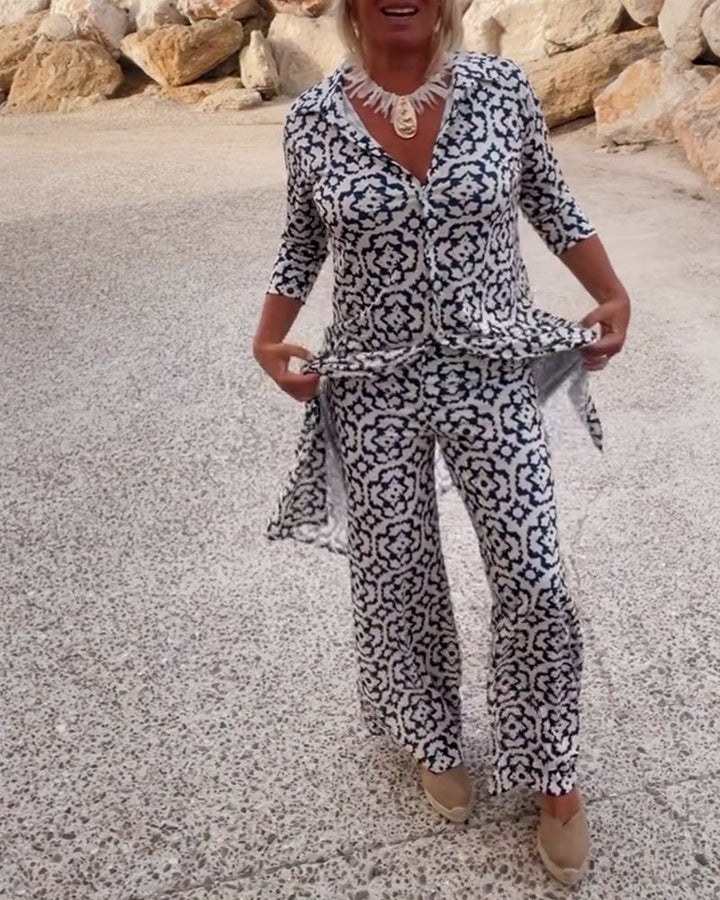 Aurielle | Completo con stampa, top a maniche a 3/4 con scollo a V e pantaloni a gamba larga