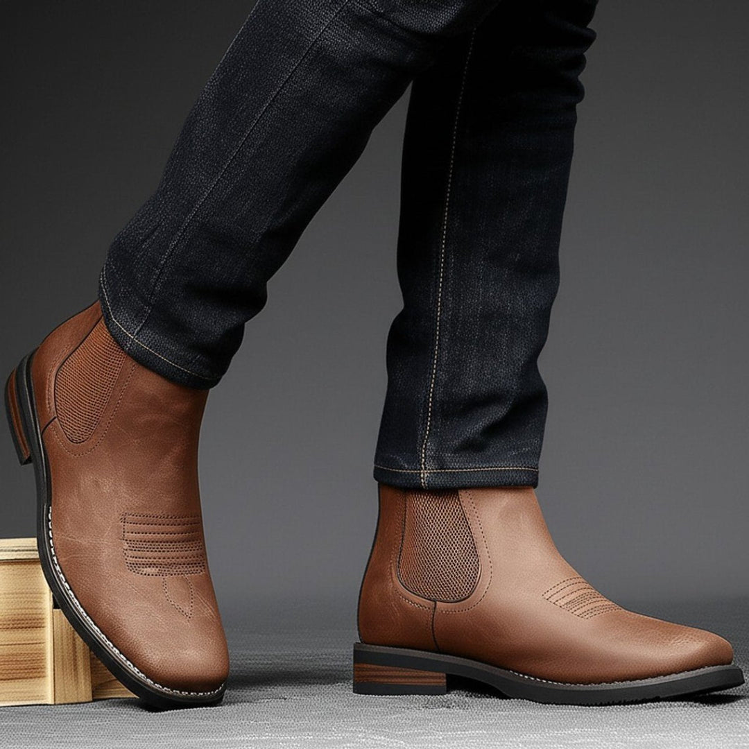 Bramwell | Stilvolle braune orthopädische Chelsea-Boots aus Kunstleder für Herren