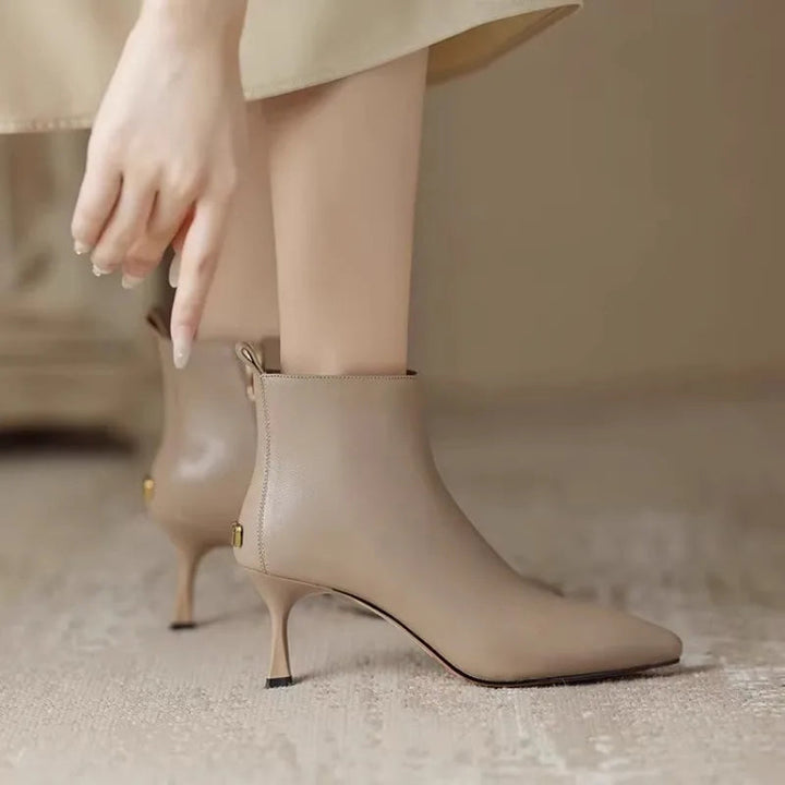 Claire | Pointed-Toe Kitten Heel Boots