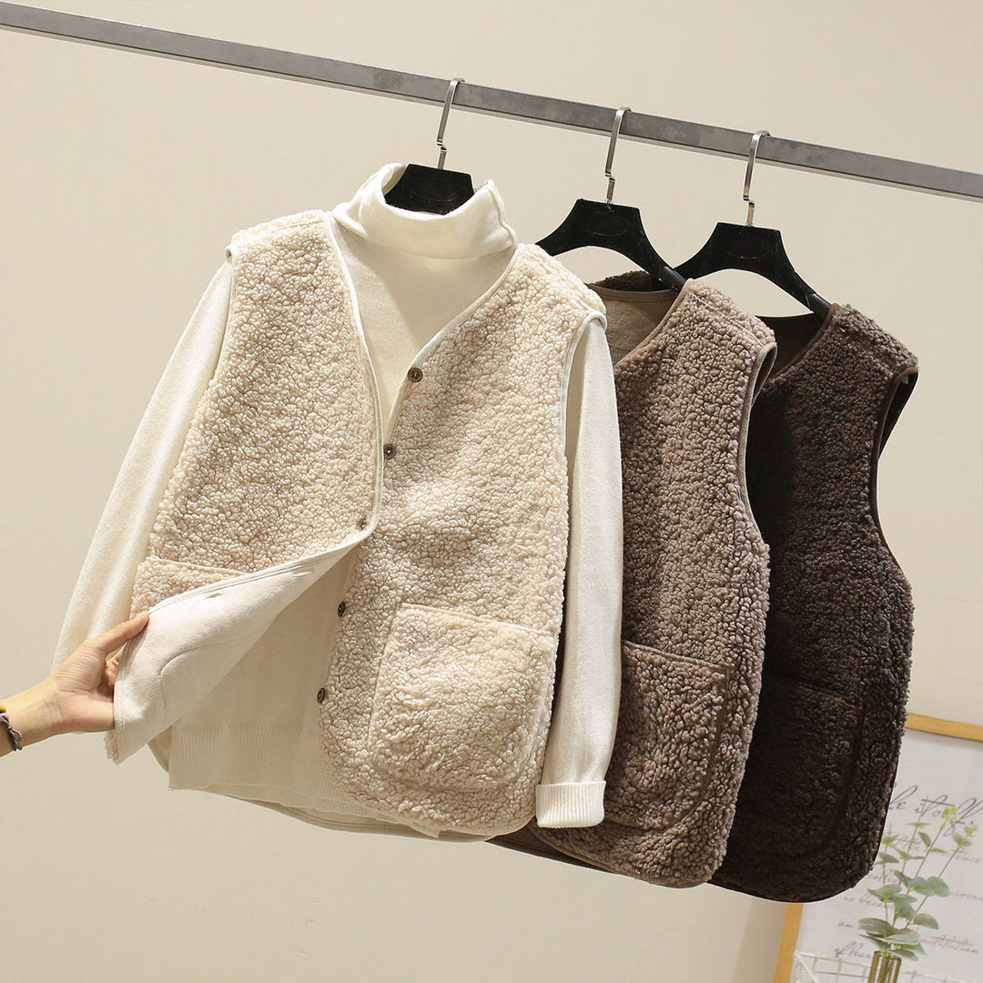 Clarisse | Classic Women’s Lambswool Vest