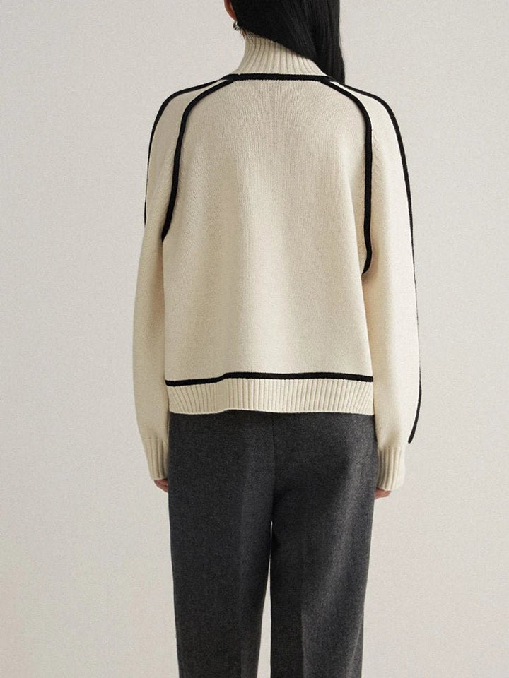 Sophie | Oversized Knit Sweater – Elegant Roll Neck Design for Women