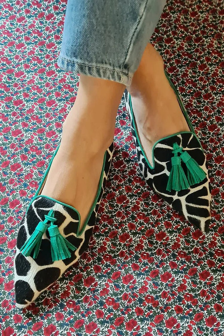 Giselle | Spitze Damen-Loafer mit Animalprint und Quasten