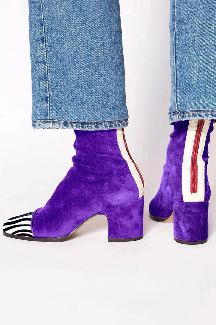 Velmira | Markante Ankle Boots für Damen aus Veloursleder mit Leopardenmuster an der Zehenpartie