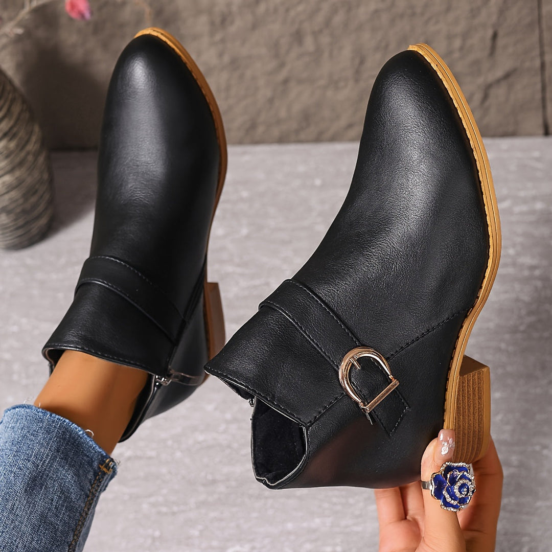 Velmira | Elegante Chelsea-Ankle-Boots für Damen mit Schnallendetail