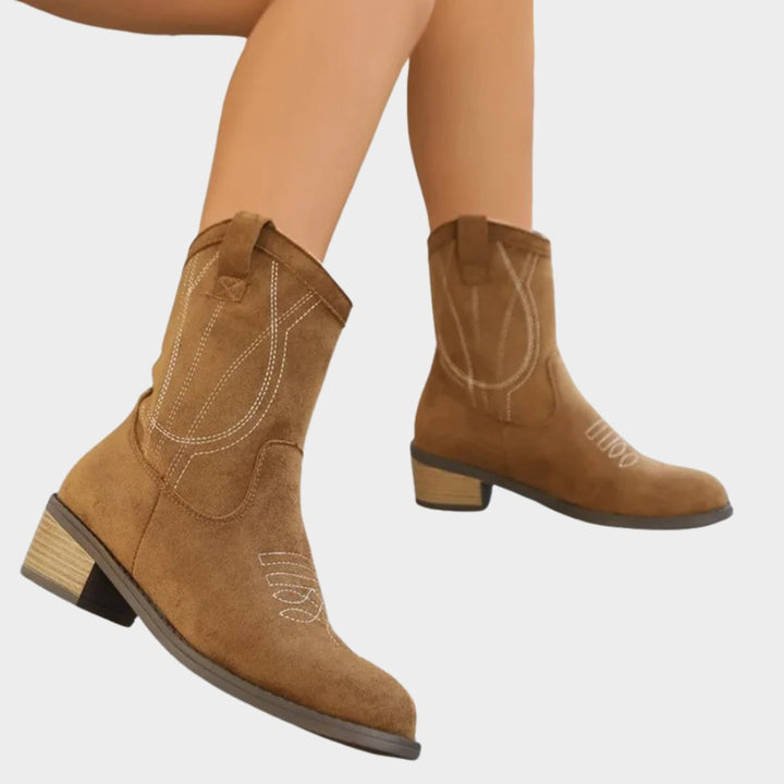 Lunaria | Elegante Ankle Boots für Damen aus besticktem Veloursleder mit mittelhohem Schaft