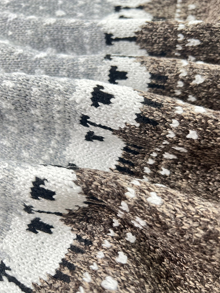 Jolene | Chunky Knit Sweater with Sheep Jacquard Pattern