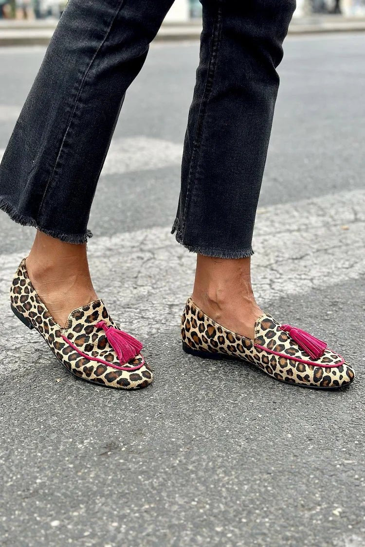 Zara | Damen-Loafer mit Animalprint und fuchsiafarbenen Quasten