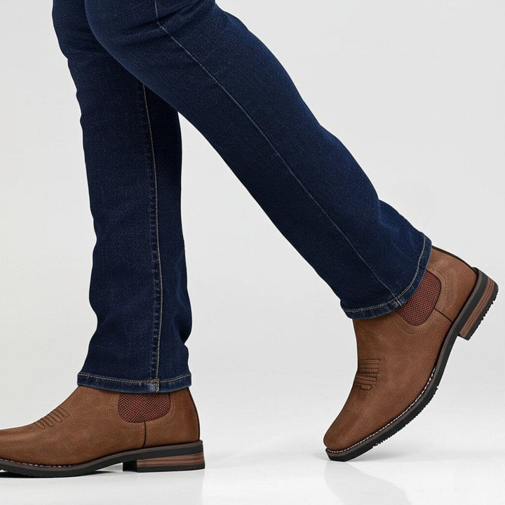 Bramwell | Stilvolle braune orthopädische Chelsea-Boots aus Kunstleder für Herren