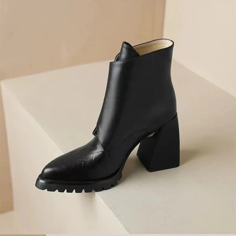 Michelle | Bequeme und elegante moderne Stiefel mit Blockabsatz