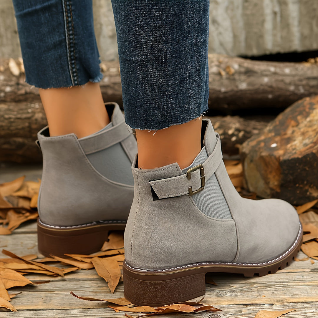 Evelina | Schicke Chelsea-Stiefeletten mit Schnallenriemen für Damen