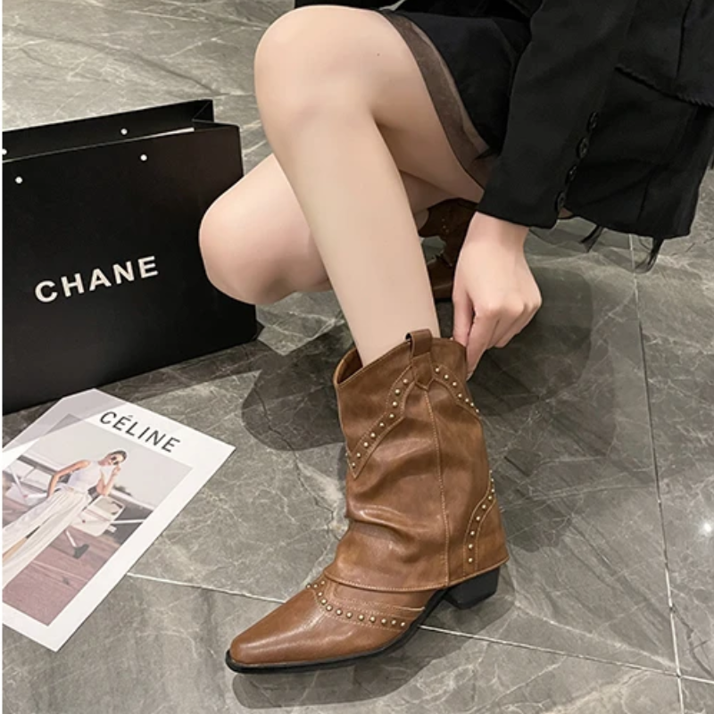 Dakota | Studded Western Cowboy Boots