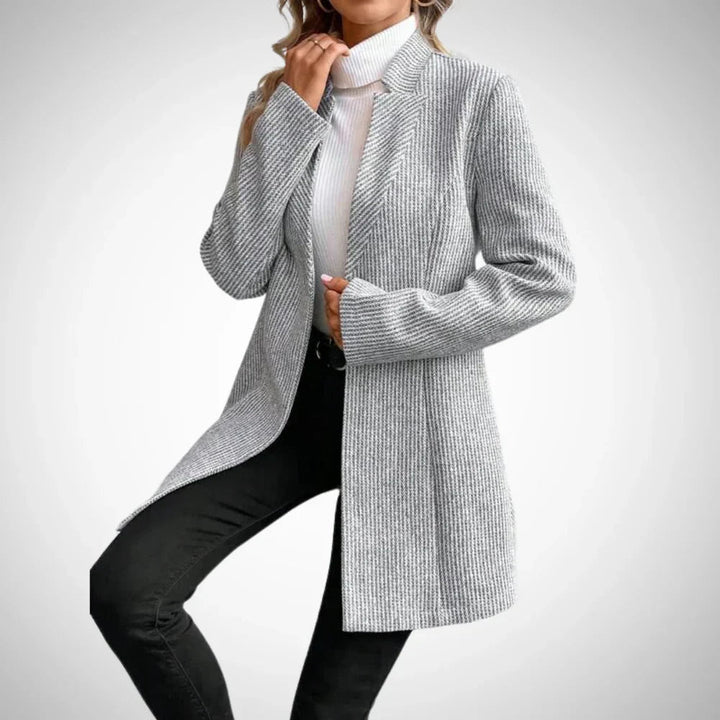 Alannah | Elegant and professional women's blazer 4