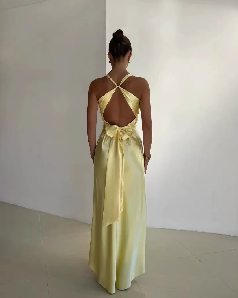 Amara | Maxi Dress Long Dresses for Women Elegant V-Neck Relaxed Fit 1
