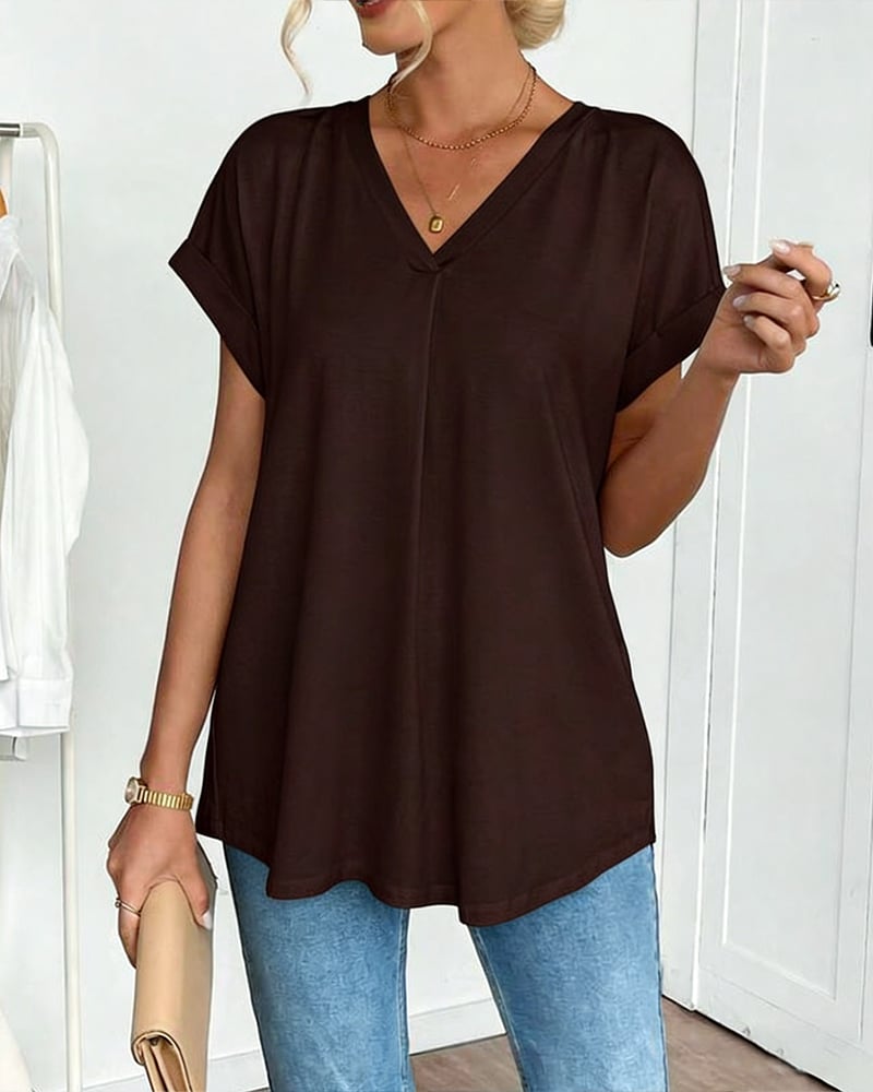 Amelia | Slimming V-Neck T-Shirt for Effortless Style 5