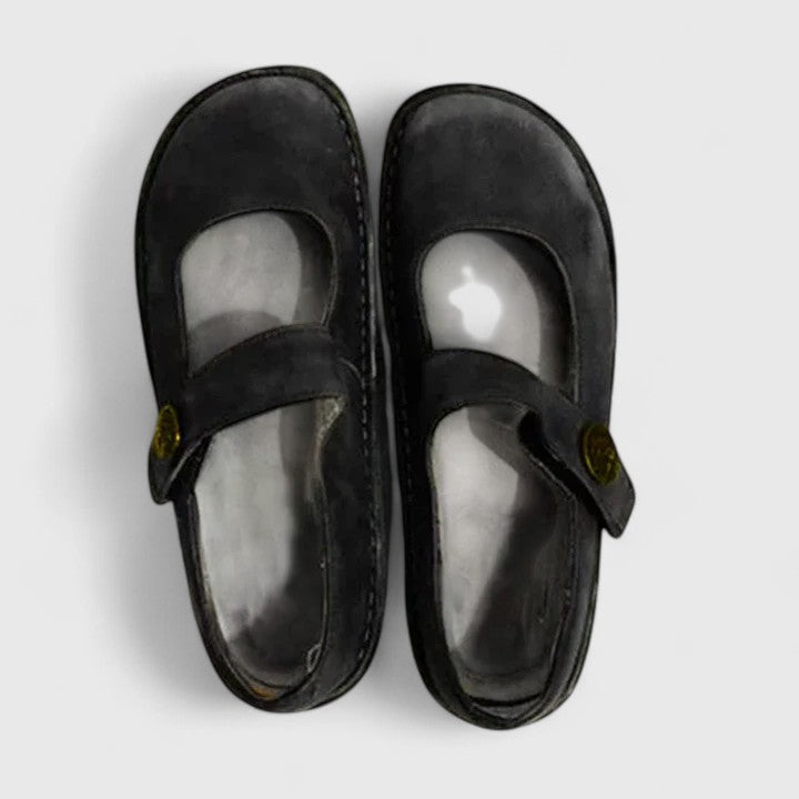 Amelie | Comfortable & Stylish Orthopedic Shoes for Women 5