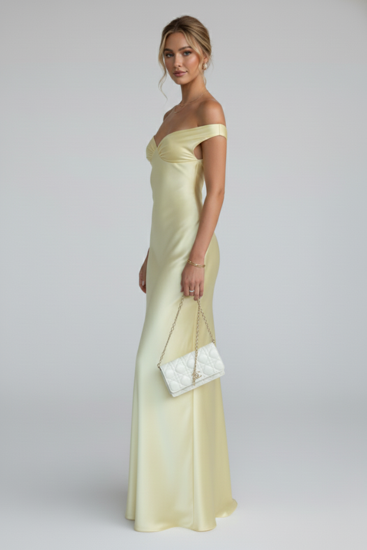 Arthur | Elegant Off-Shoulder Ruched Maxi Dress 3