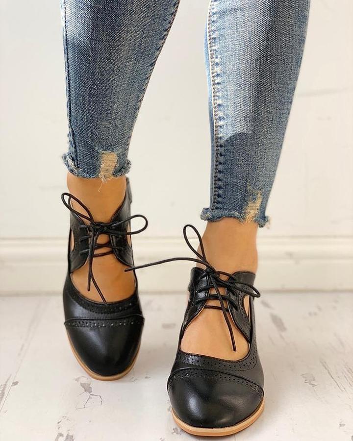 Carolyn | Comfortable & Stylish Women's Lace Up Oxford Shoes 3