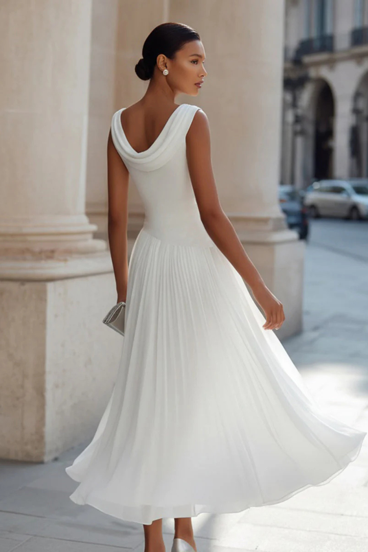 Charlotte | Elegant And Flowing Sleeveless Pleated Midi Dress 4