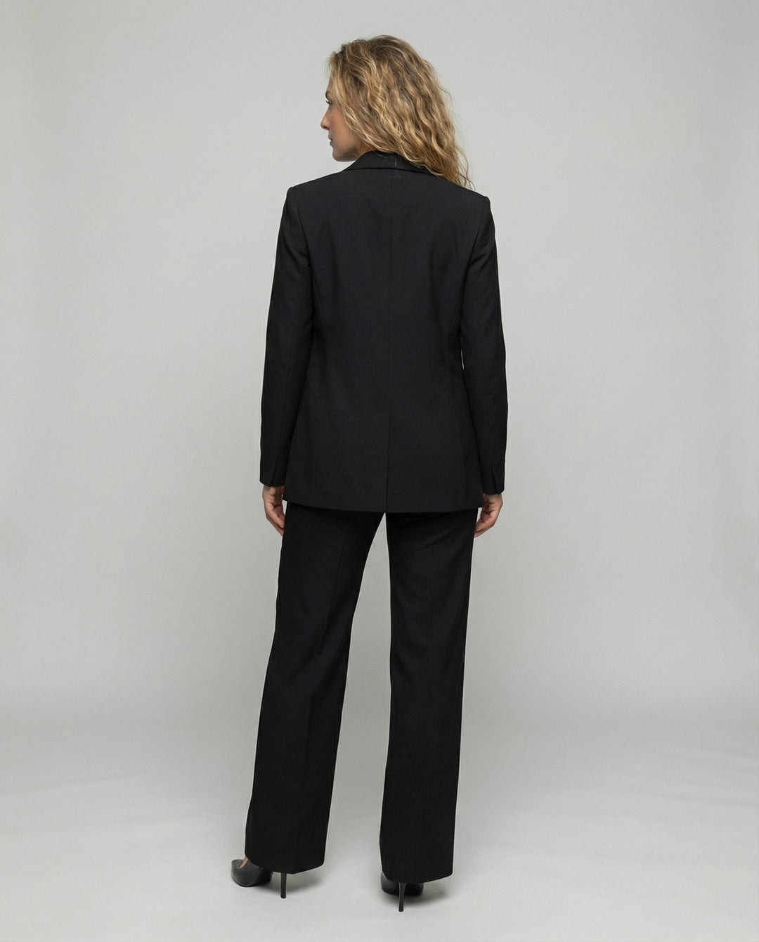 Clara | Elegant & Versatile Women's Two-Piece Suit 2