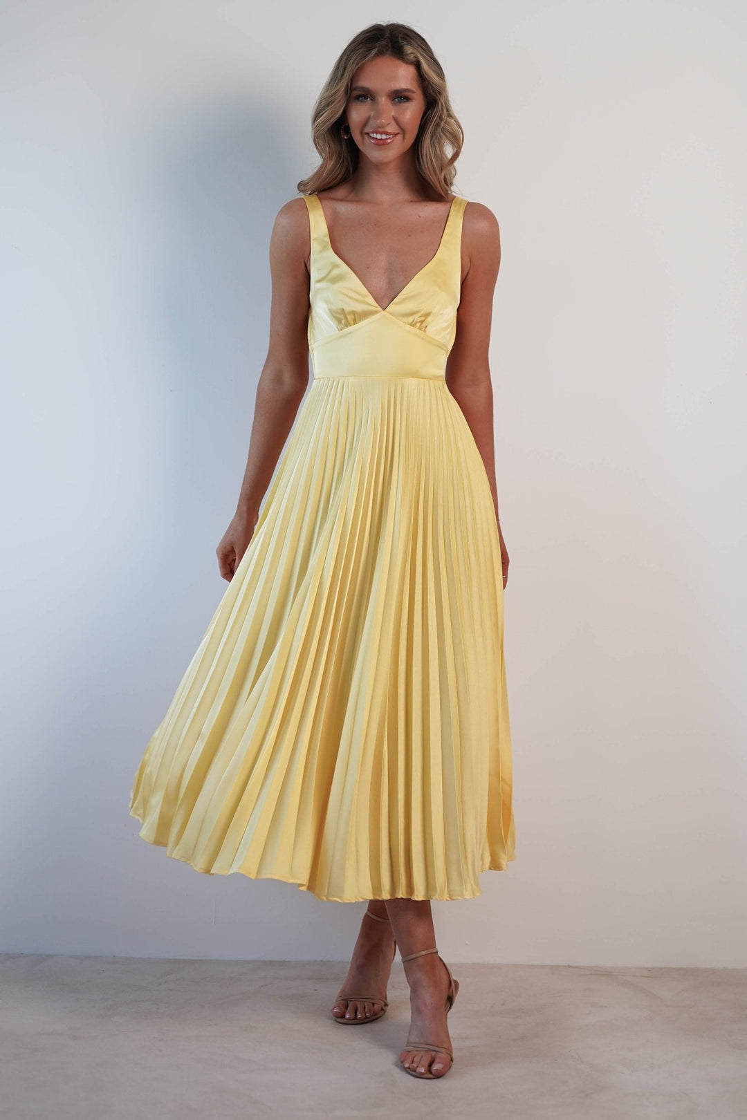 Clara | Lightweight And Flowing Pleated Maxi Dress 1