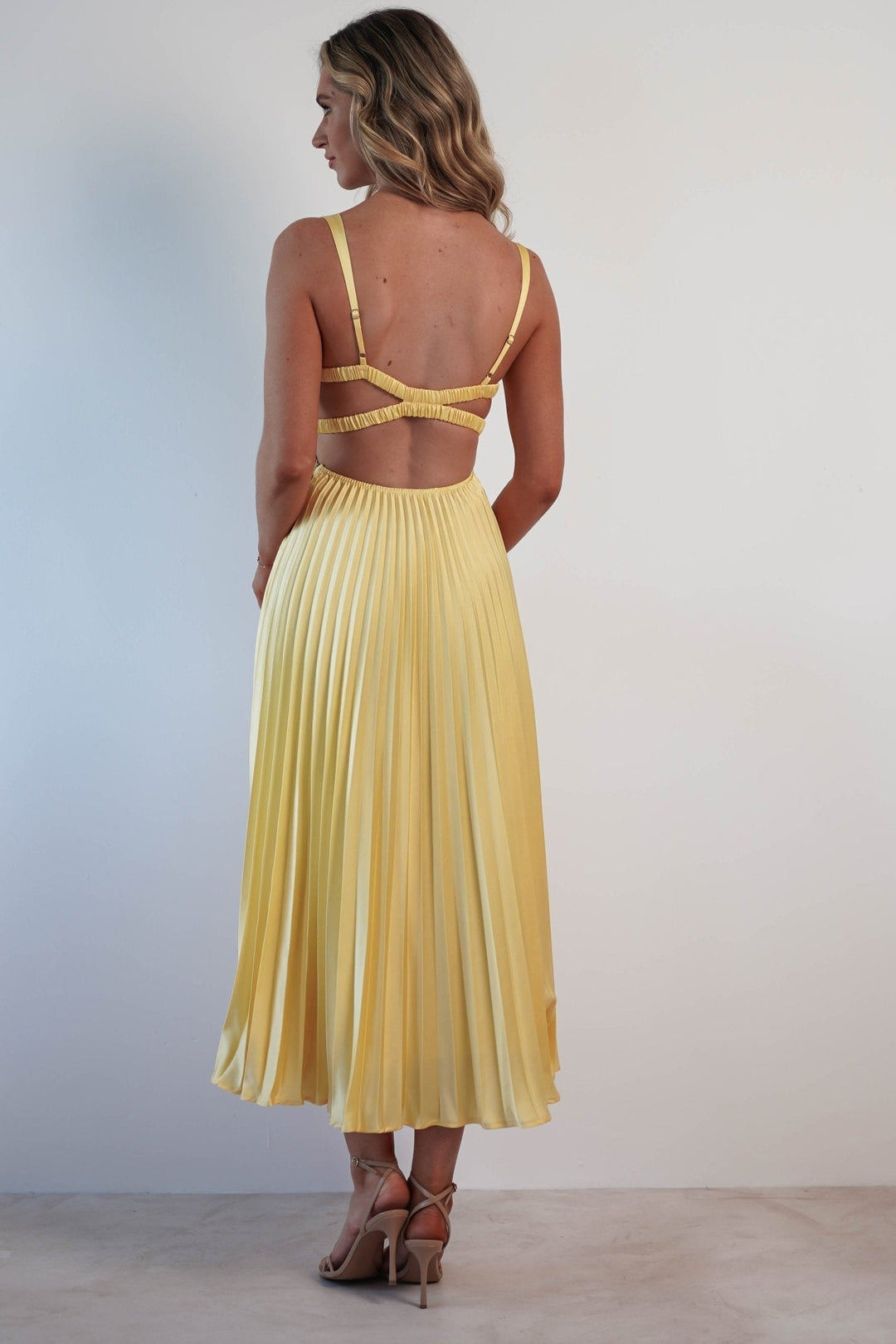 Clara | Lightweight And Flowing Pleated Maxi Dress 5
