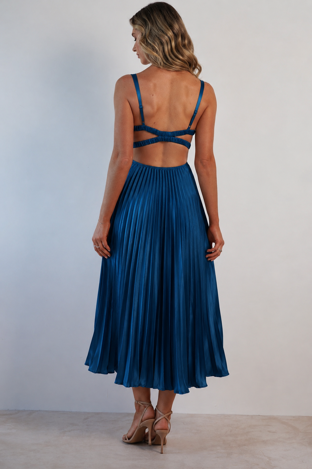 Clara | Lightweight And Flowing Pleated Maxi Dress 8