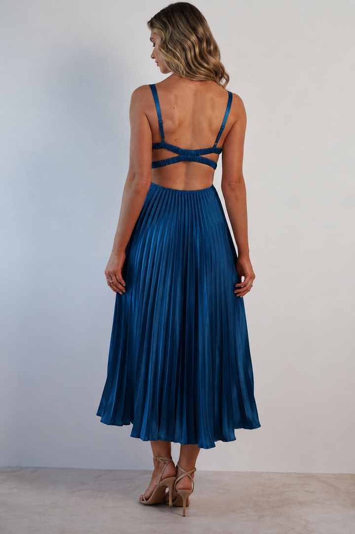 Clara | Lightweight And Flowing Pleated Maxi Dress 8
