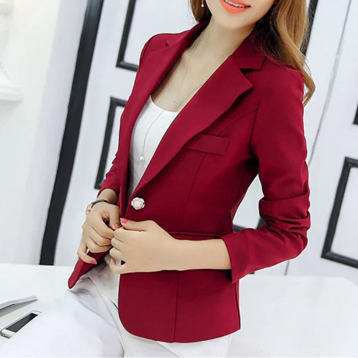 Elvara | Stylish and Comfortable Women's Blazer 0