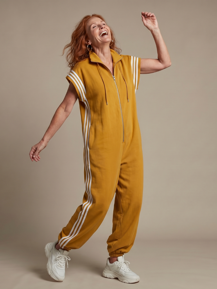 Emma | Elegant and Comfortable Tracksuit with Contrast Side Panels 4