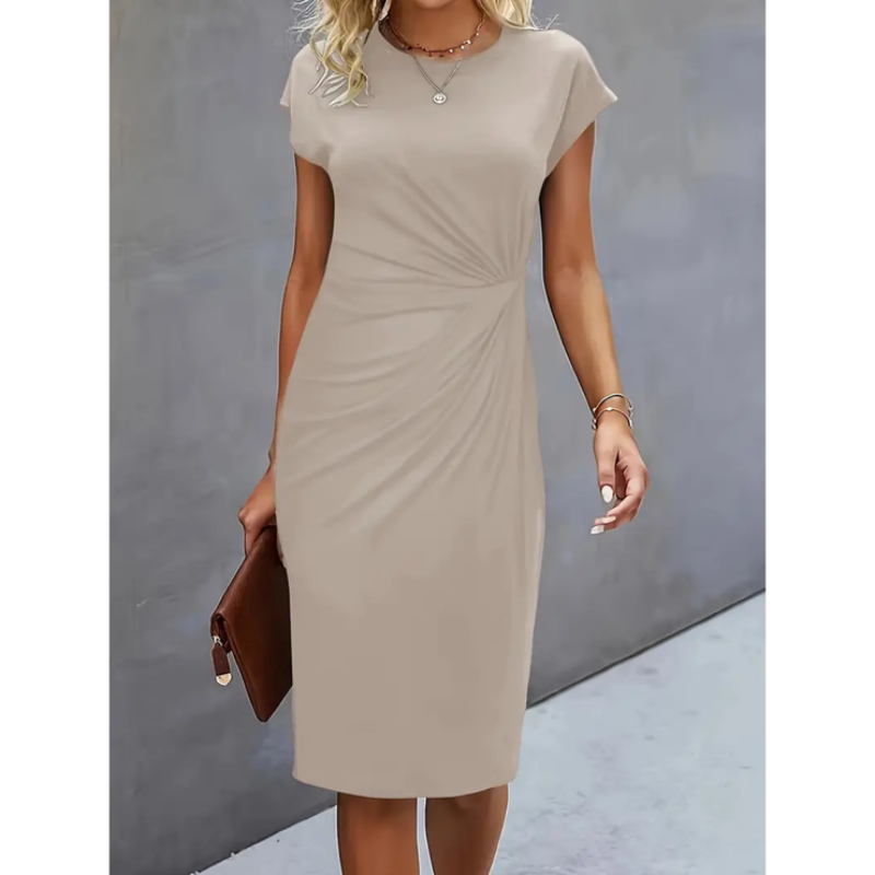 Fiona | Flattering & Stylish Women's Midi Dress 3