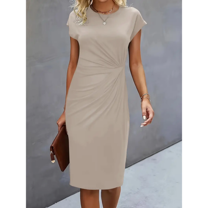 Fiona | Flattering & Stylish Women's Midi Dress 3