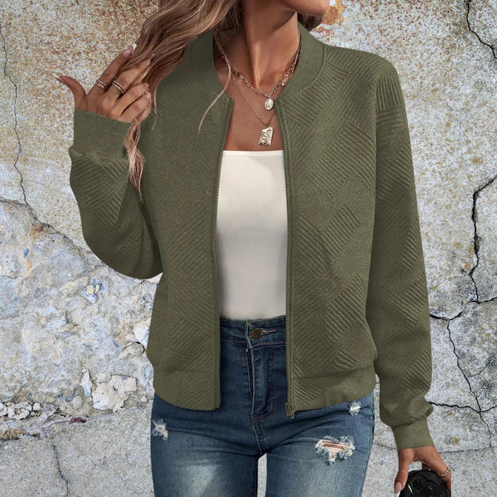 Isabella | Soft and timeless classic cardigan 3