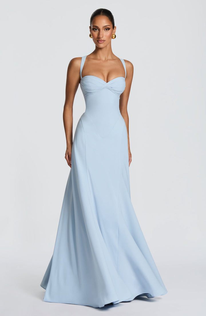 Isla | White Maxi Dress Sweetheart Neckline Elegant Summer Fit 4