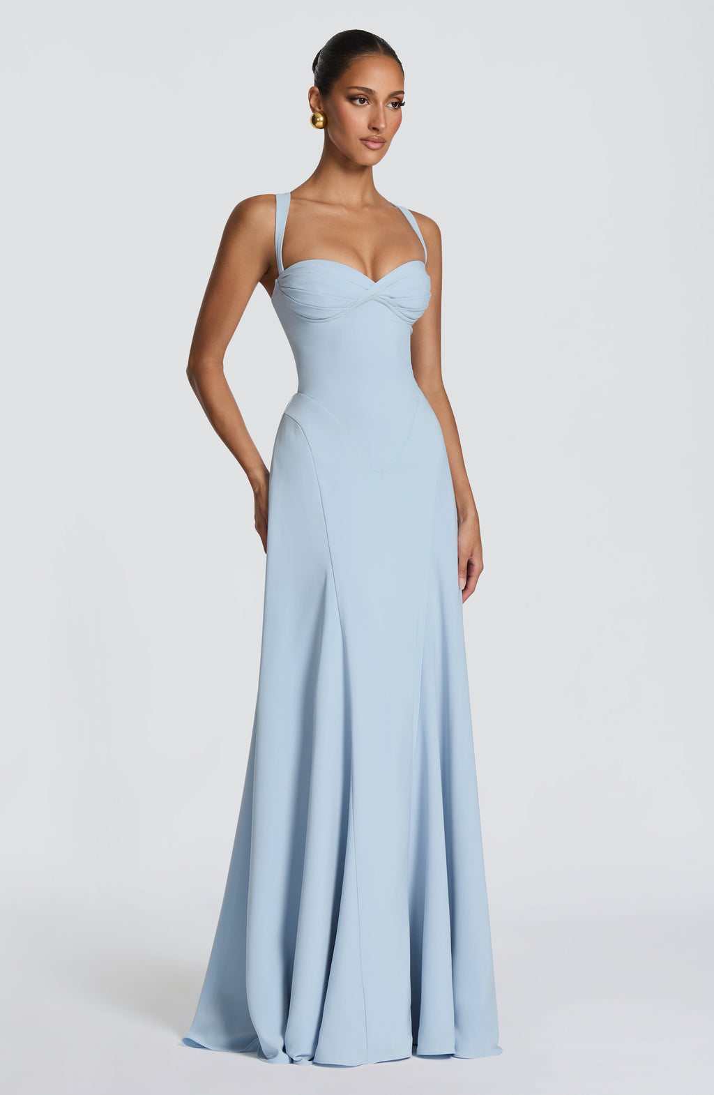 Isla | White Maxi Dress Sweetheart Neckline Elegant Summer Fit 5