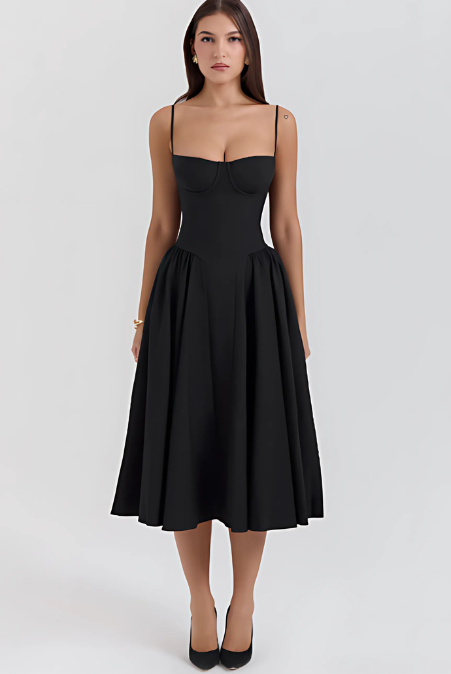 Jessika | Elegant corset dress with a flowing silhouette 1