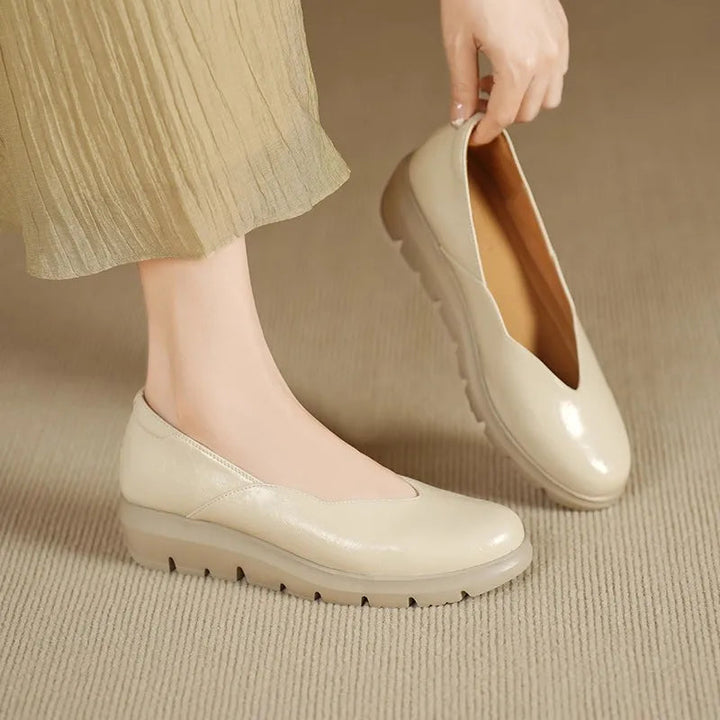 Julia | Orthopedic and Comfortable Leather Ballerinas 8