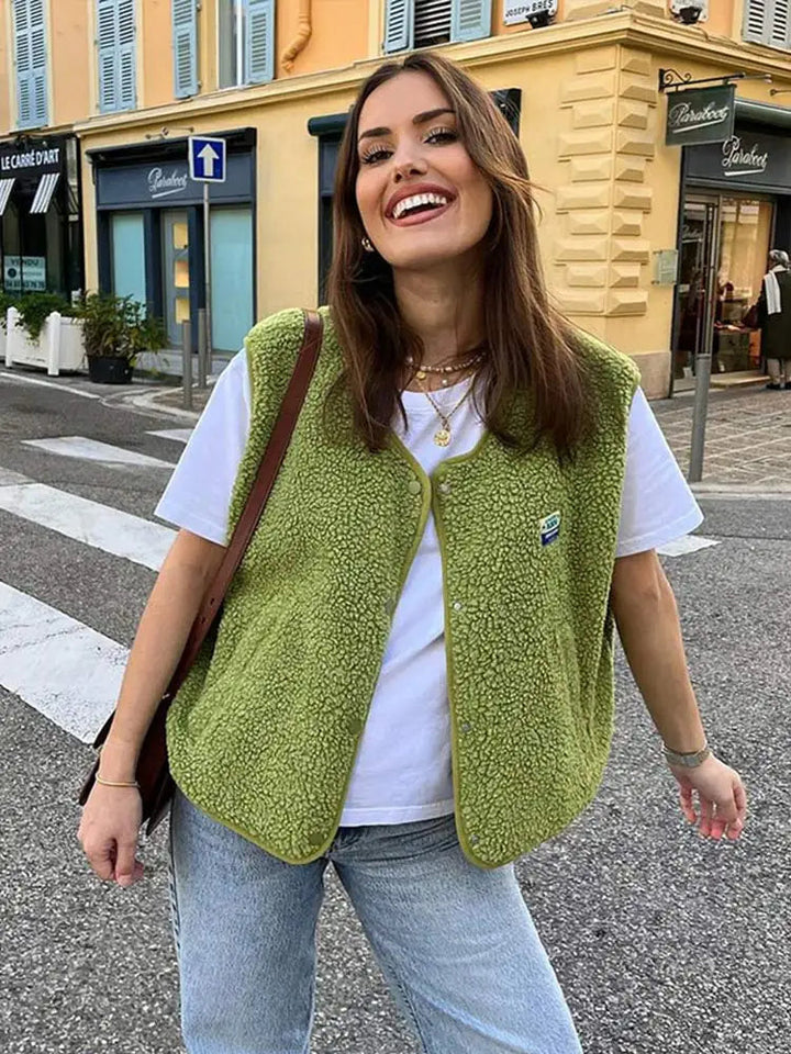 Julia | Stylish and comfortable fleece vest 7