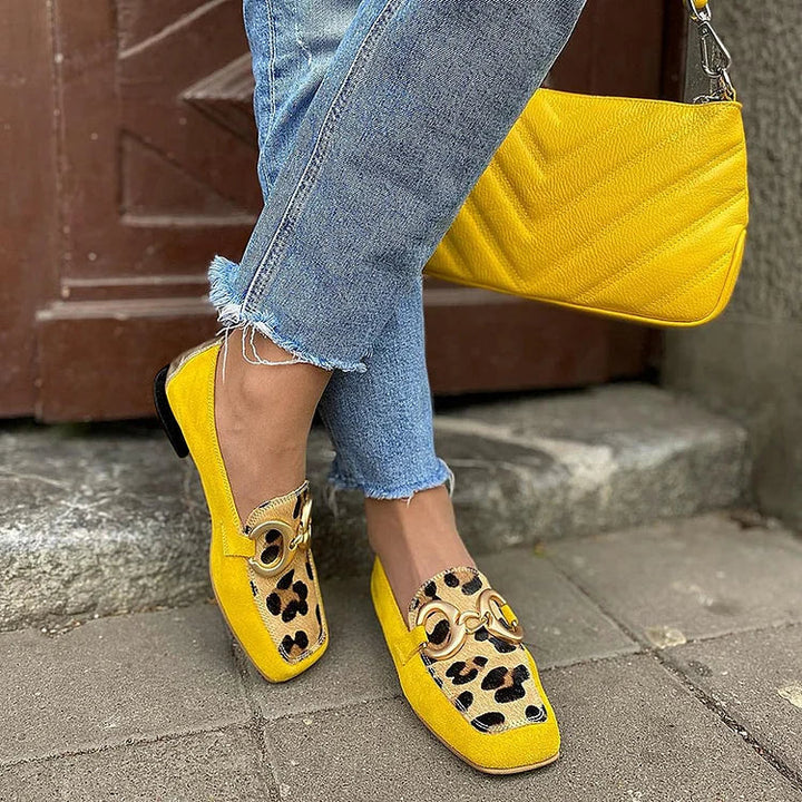 Katrin | Extravagant loafers with a sunny accent 0