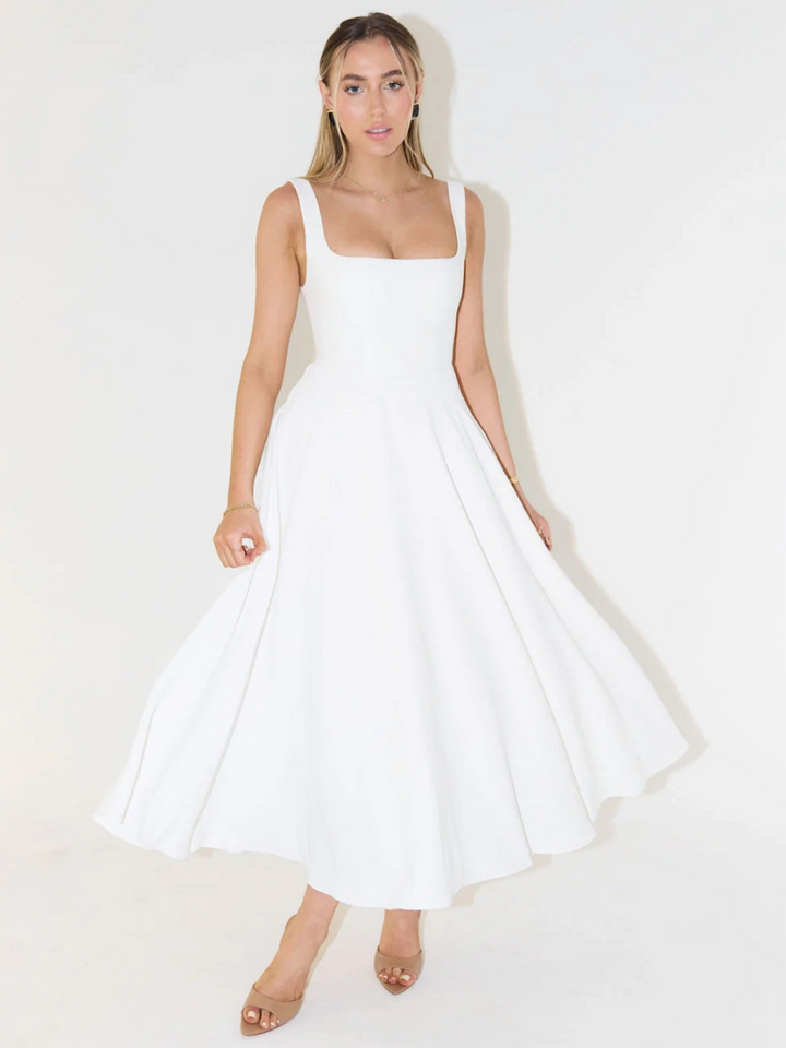 Kristin | Elegant and timeless midi dress 10