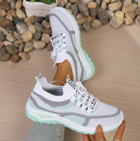 Lana | Stylish and feather-light sneakers 4