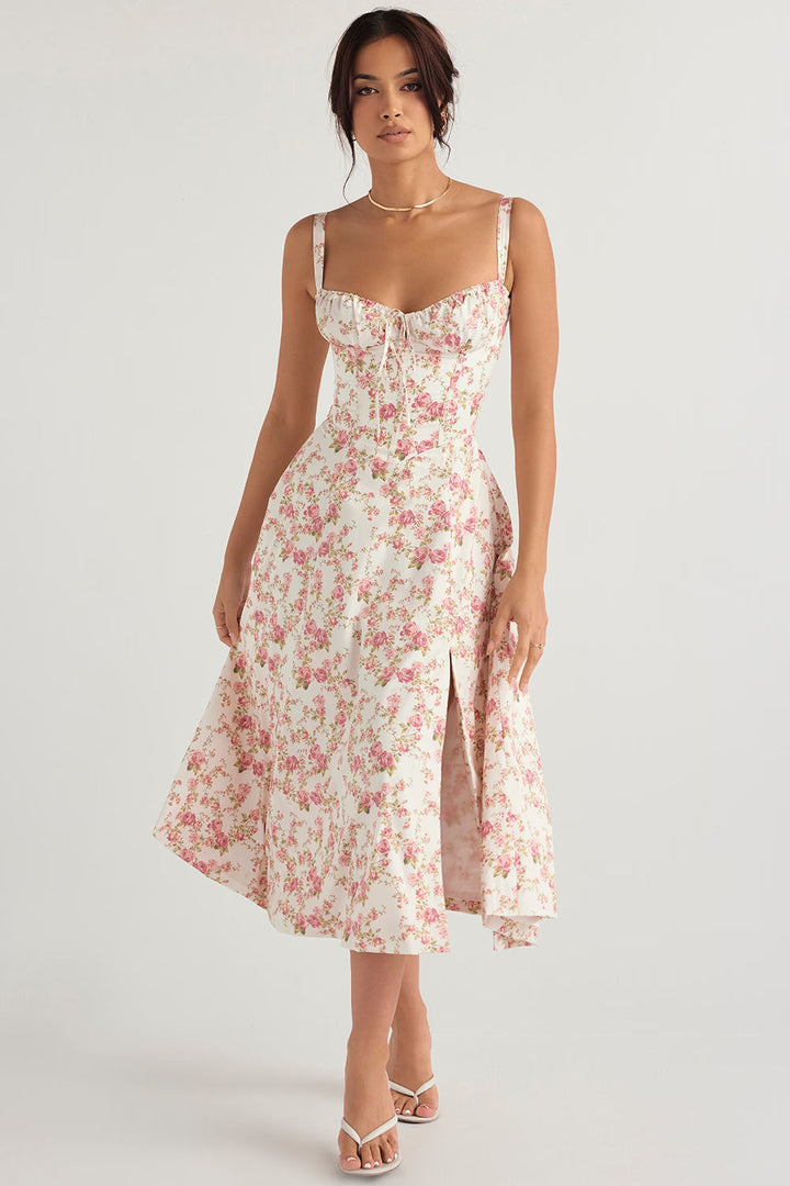 Leonie | Airy and figure-hugging summer dress 1