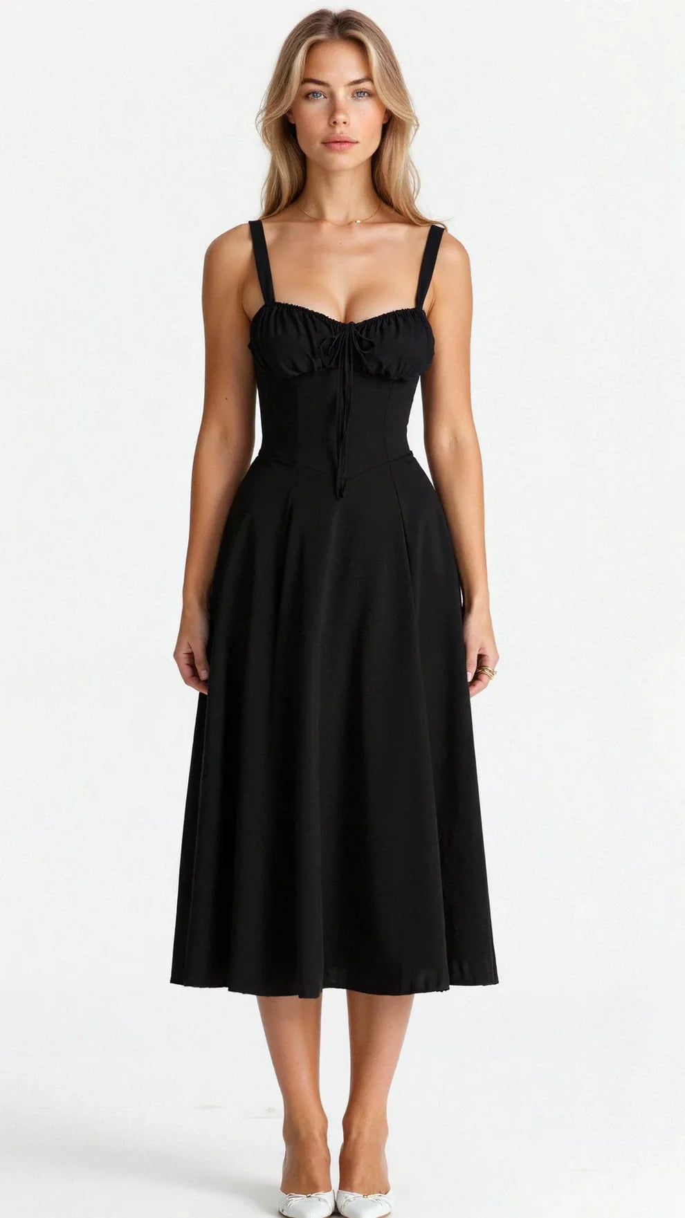 Leonie | Airy and figure-hugging summer dress 10
