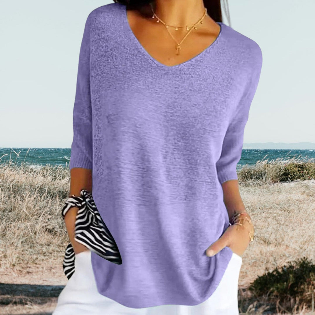 Lina | Lightweight women's top with V-neck 3