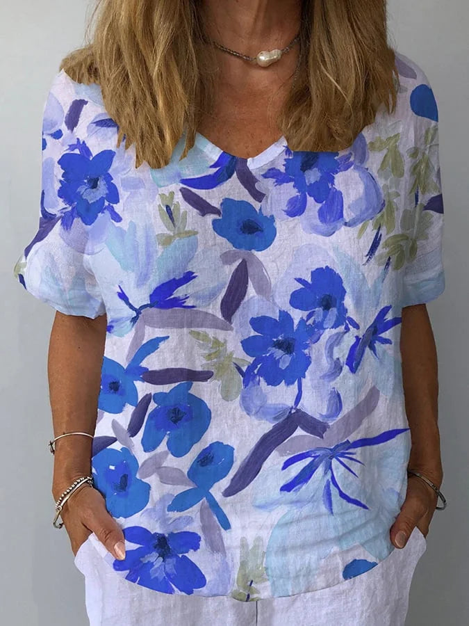 Lina | Relaxed Fit Retro Floral Women's Top 4