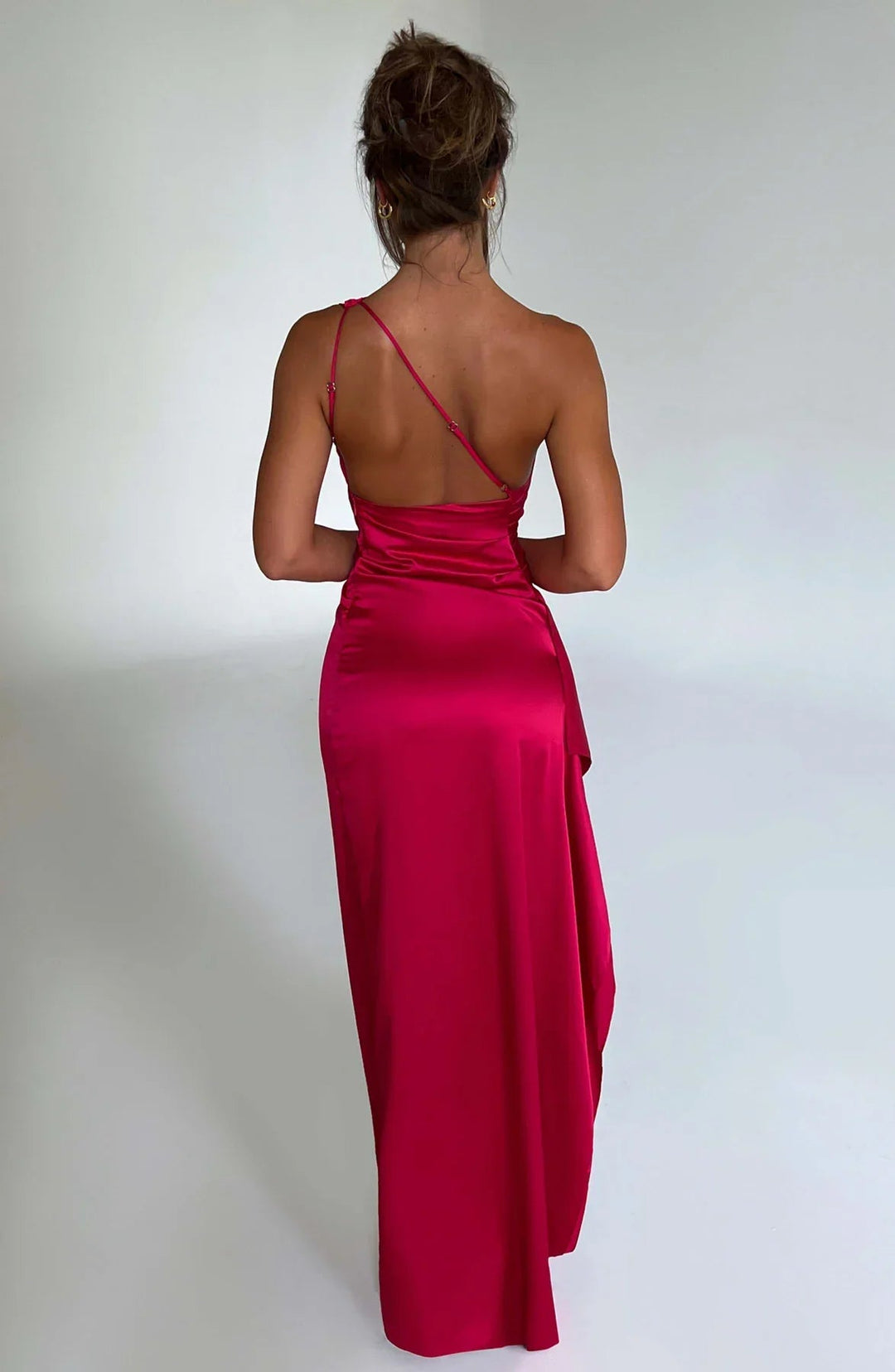 Linda | One shoulder evening dress with high slit 1