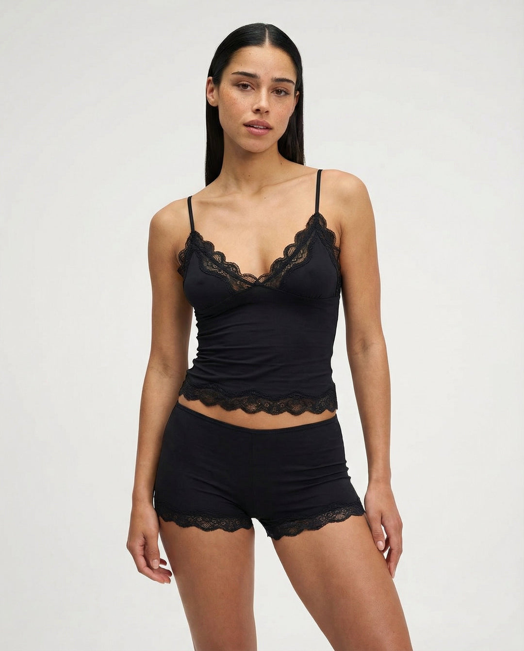 Luna Luxe | Elegant Women's Loungewear Set with Lace Trim 0