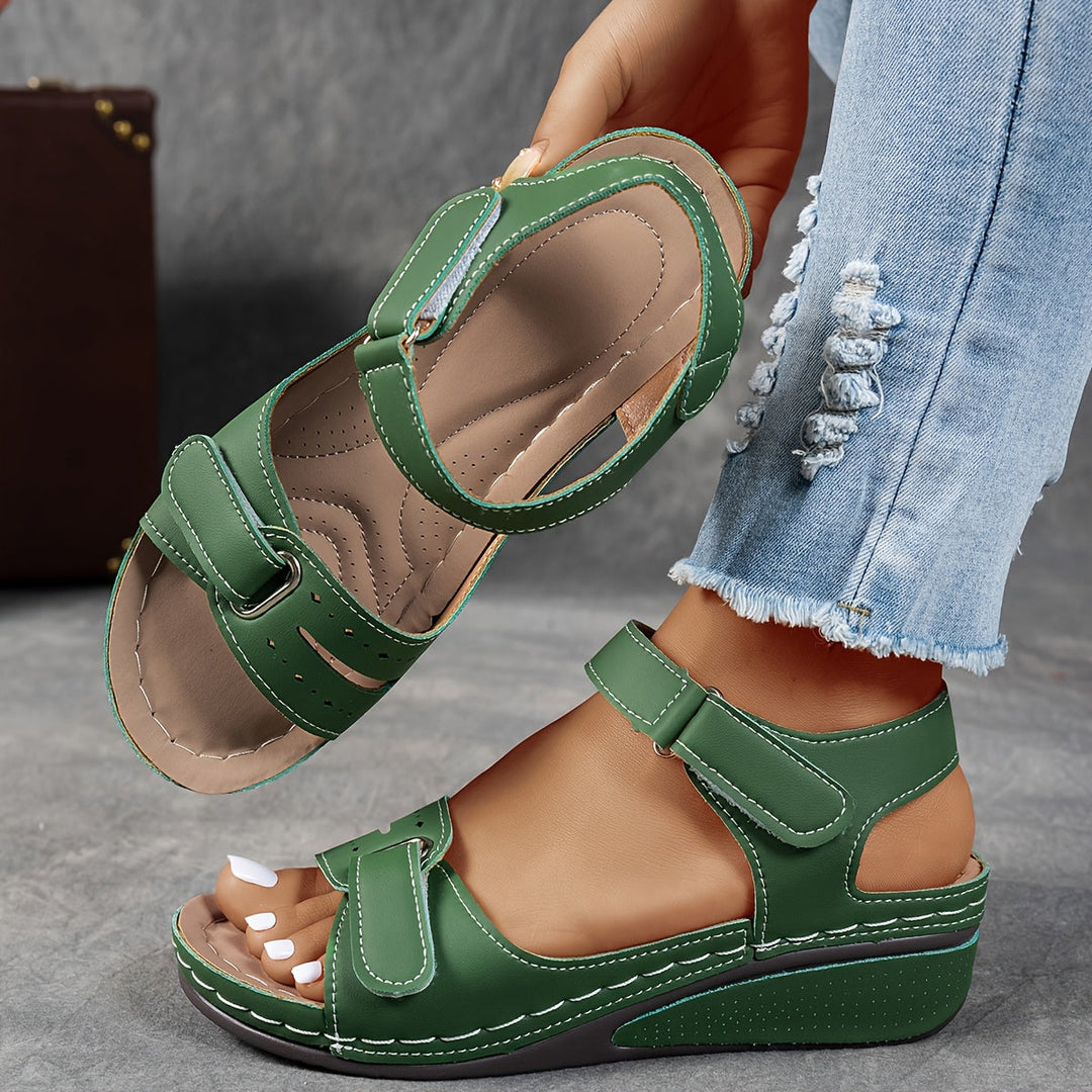 Lunara | Elegant Ergonomic Women's Sandals 1